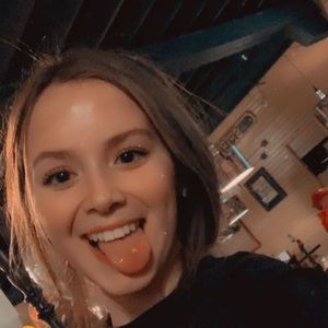 Meet your Posher, Kaitlin